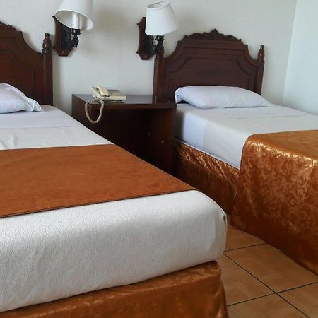 Don Felipe Hotel Ормок Екстериор снимка